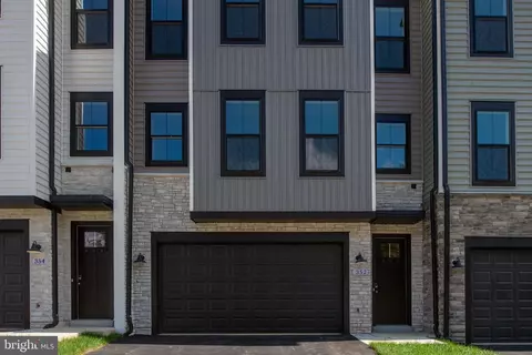 352 Evermore Ln, Stafford, VA 22554
