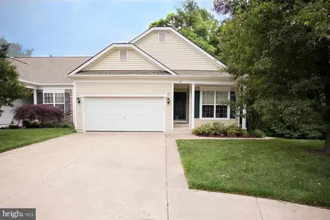 30 Dayton Cir, Fredericksburg, VA 22406