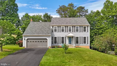 6 Larkwood Ct, Stafford, VA 22554