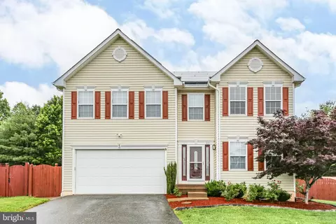 40 Fletcher Dr, Fredericksburg, VA 22406