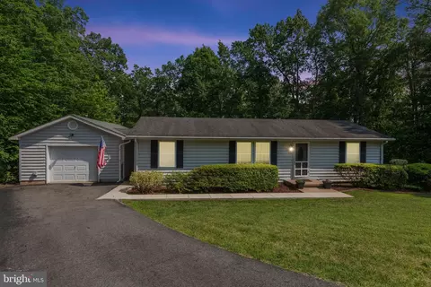 3 Cove Ct, Stafford, VA 22554
