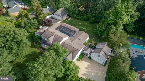 312 Ingleside Dr, Fredericksburg, VA 22405