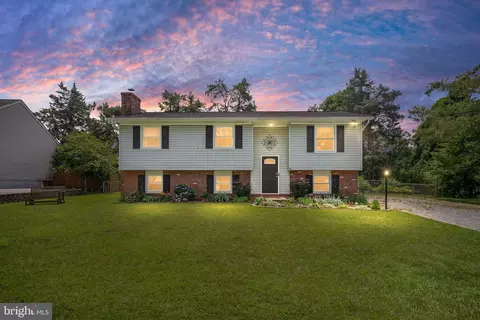 9 Wickham Ct, Fredericksburg, VA 22405