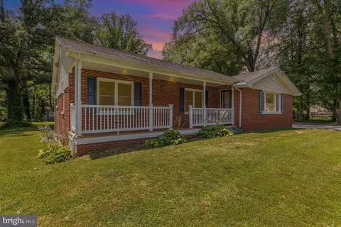 63 Kelley Rd, Fredericksburg, VA 22405