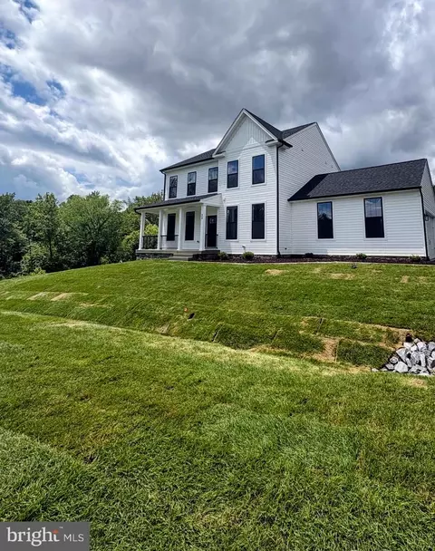 22 Clydesdale Rd, Fredericksburg, VA 22405
