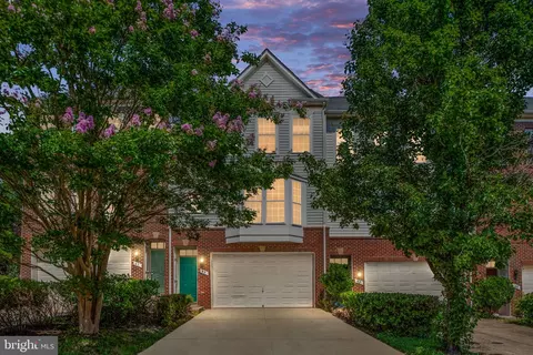 45 Pike Pl, Stafford, VA 22556