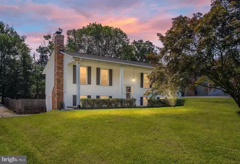 102 Shenandoah Ln, Stafford, VA 22554