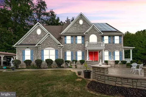 21 Wentworth Dr, Fredericksburg, VA 22406