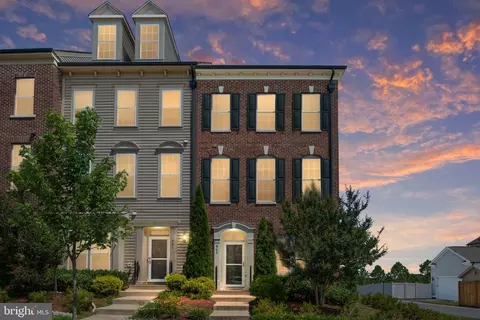 865 Basswood Dr, Stafford, VA 22554
