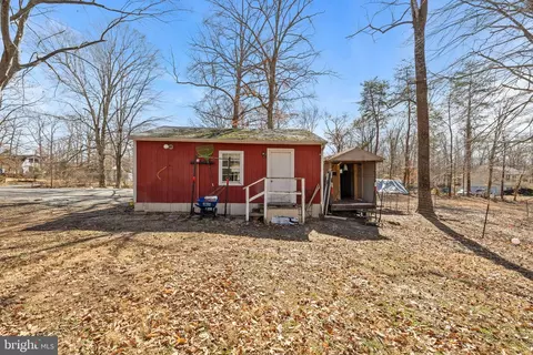 Exterior - 24 Ruby Dr, Stafford, VA 22556 photo 11 of 14