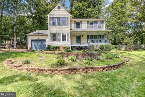 1032 Isabella Dr, Stafford, VA 22554