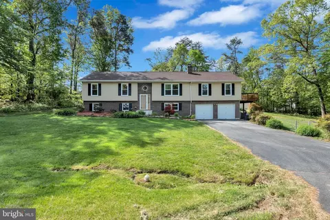 7 Fairfield Ct, Stafford, VA 22554