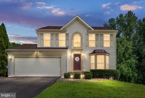 18 Emerald Dr, Fredericksburg, VA 22406