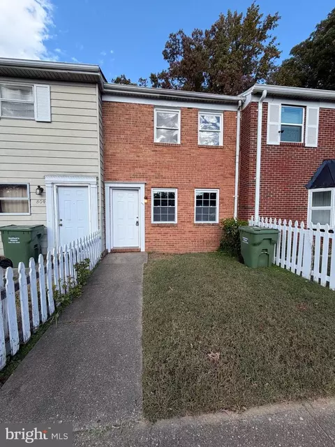 807 Bellows Ave, Fredericksburg, VA 22405