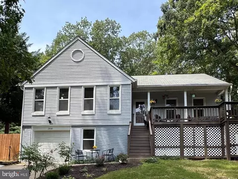 2036 Coast Guard Dr, Stafford, VA 22554