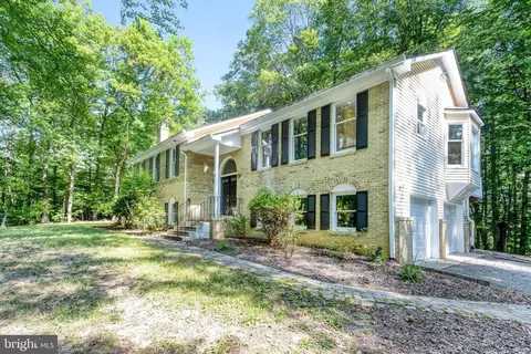 152 Mt Hope Church Rd, Stafford, VA 22554