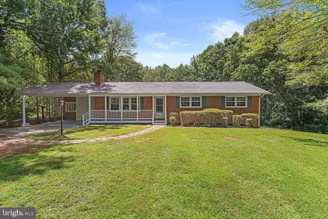 2531 Garrisonville Rd, Stafford, VA 22556