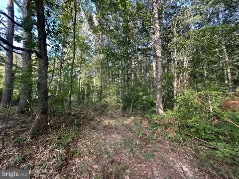 230 Tacketts Mill Rd, Stafford, VA 22556