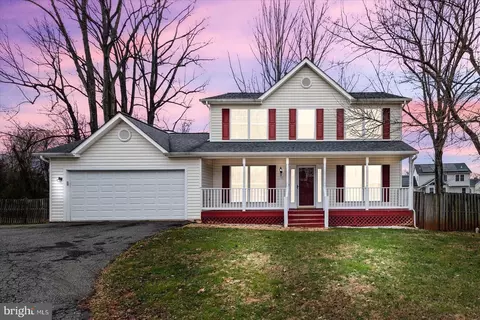 90 Tanterra Dr, Stafford, VA 22556