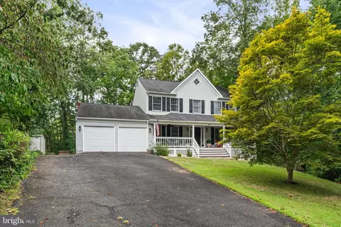 2211 Aquia Dr, Stafford, VA 22554