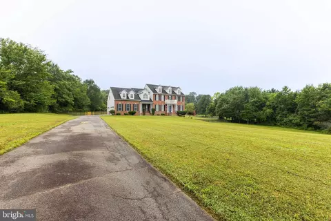 18 Ironwood Rd, Fredericksburg, VA 22405