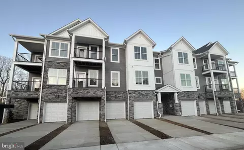 29 Hyssop Way #305, Stafford, VA 22554