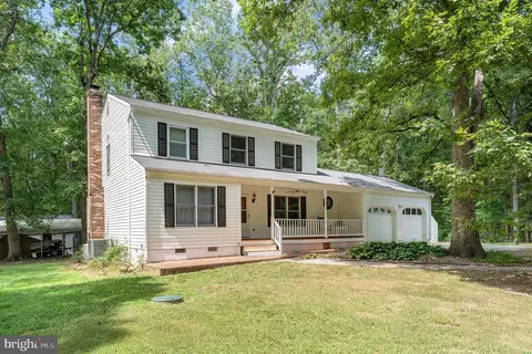 64 Autumn Dr, Stafford, VA 22556