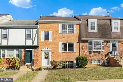 1102 James Madison Cir, Fredericksburg, VA 22405