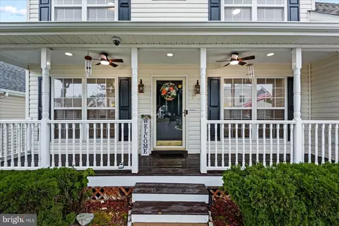 12 Lakeside Dr, Stafford, VA 22554