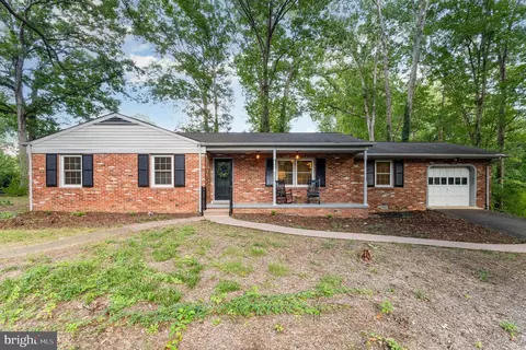 112 Jay Rd, Fredericksburg, VA 22405