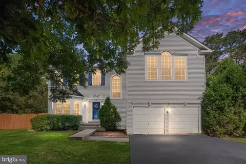 55 Hamstead Rd, Fredericksburg, VA 22405