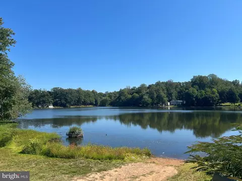 139 Woodland Dr, Stafford, VA 22556