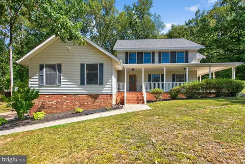 20 Hulvey Dr, Stafford, VA 22556
