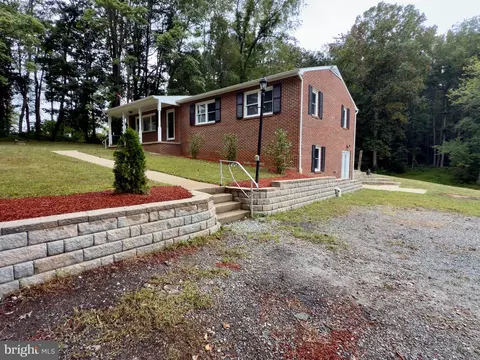 2664 Warrenton Rd, Fredericksburg, VA 22406