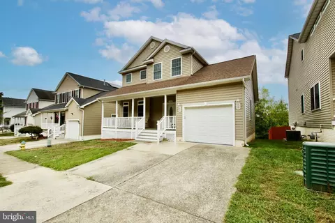 121 Olympic Dr, Stafford, VA 22554