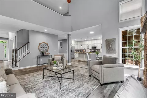 255 Summer Breeze Ln, Fredericksburg, VA 22406