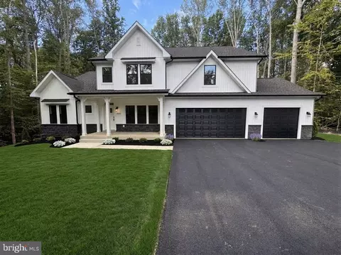 1036 Watchman Ct, Stafford, VA 22556