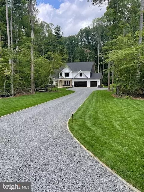 1036 Watchman Ct, Stafford, VA 22556