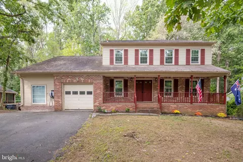 2169 Harpoon Dr, Stafford, VA 22554