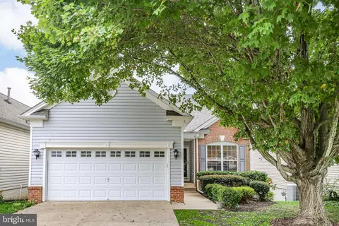 5 Bluefield Ln, Fredericksburg, VA 22406