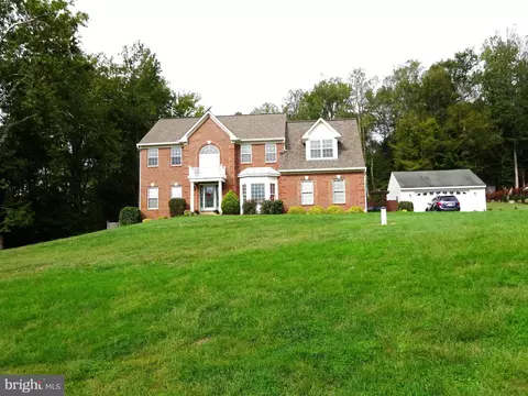 25 Poplar View Dr, Stafford, VA 22554