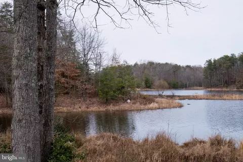 100 Gateway, Fredericksburg, VA 22405