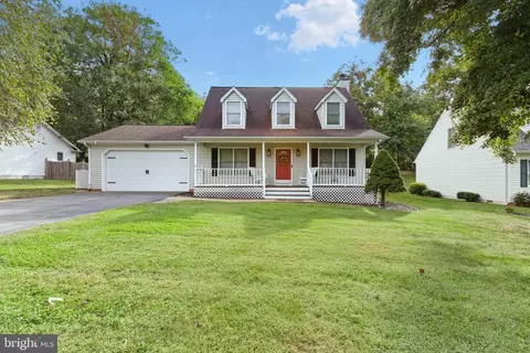 16 S Pointe Ln, Fredericksburg, VA 22405