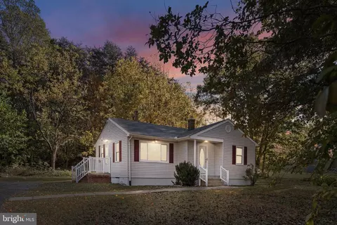 1057 Poplar Rd, Stafford, VA 22556