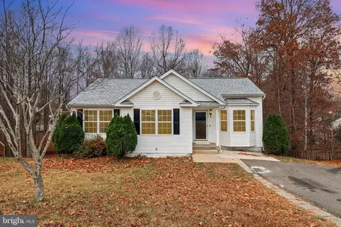 47 Cherry Laurel Dr, Fredericksburg, VA 22405