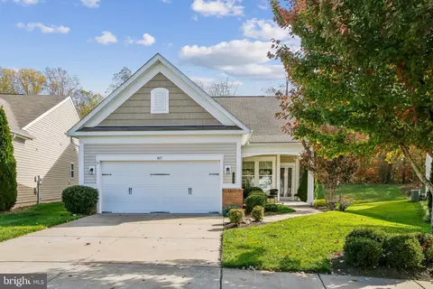 187 Denison St, Fredericksburg, VA 22406