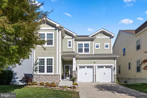 176 Verbena Dr, Stafford, VA 22554