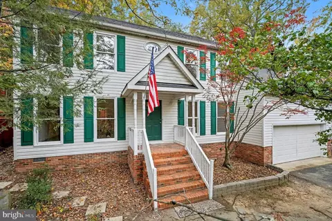 2005 Farragut Dr, Stafford, VA 22554