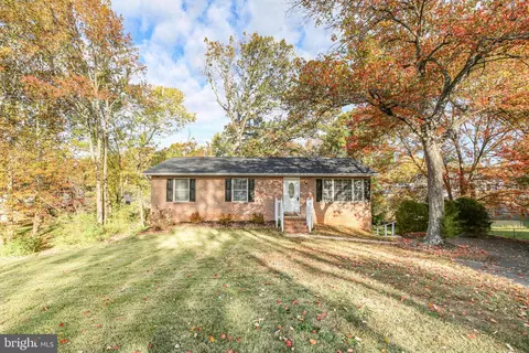 1701 Rogers St, Fredericksburg, VA 22405