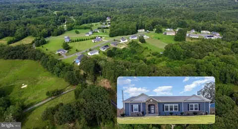100 Hickory Hill Overlook Ct, Fredericksburg, VA 22405